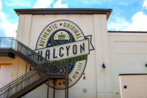 Halcyon restaurants receive alcohol licenses